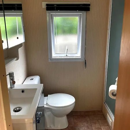 Bungalow A *