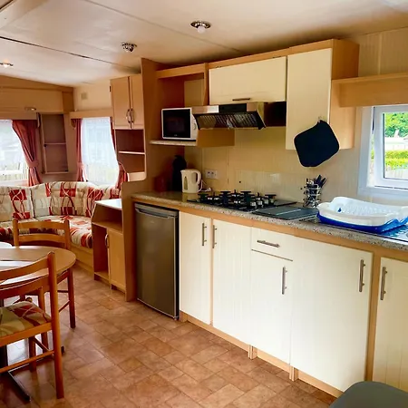 Bungalow A *